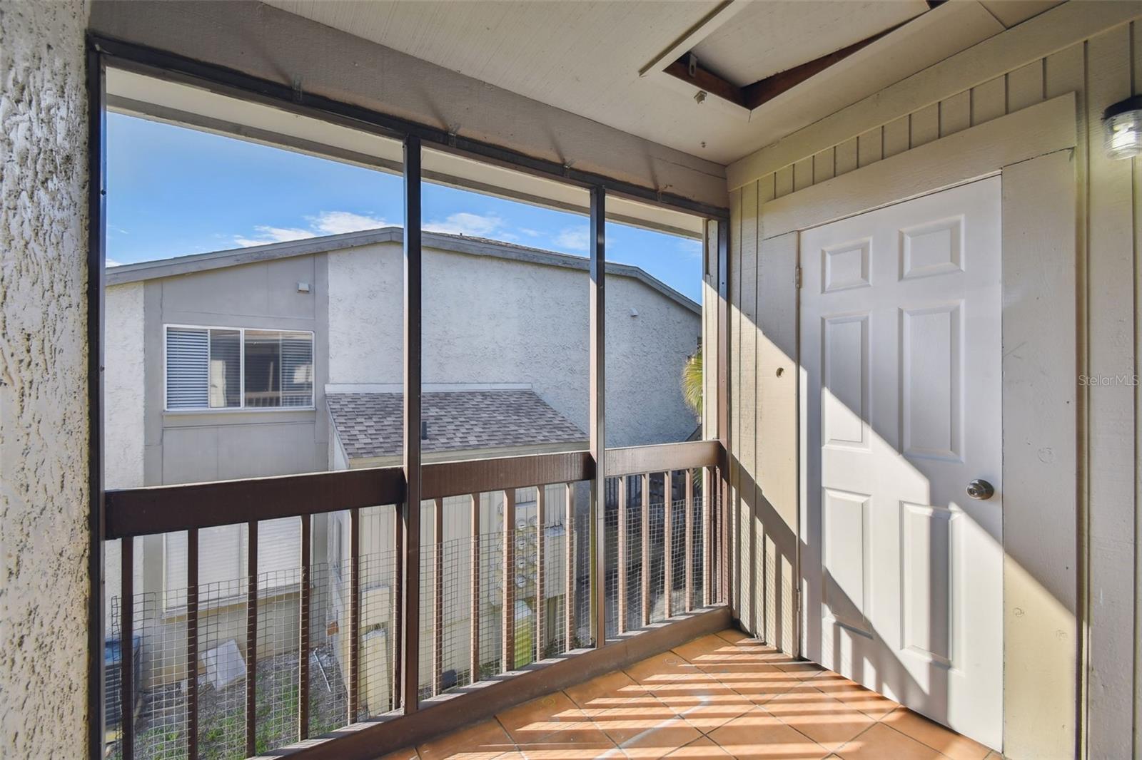 Image 25 of 36 For 6330 Newtown Circle 30b4