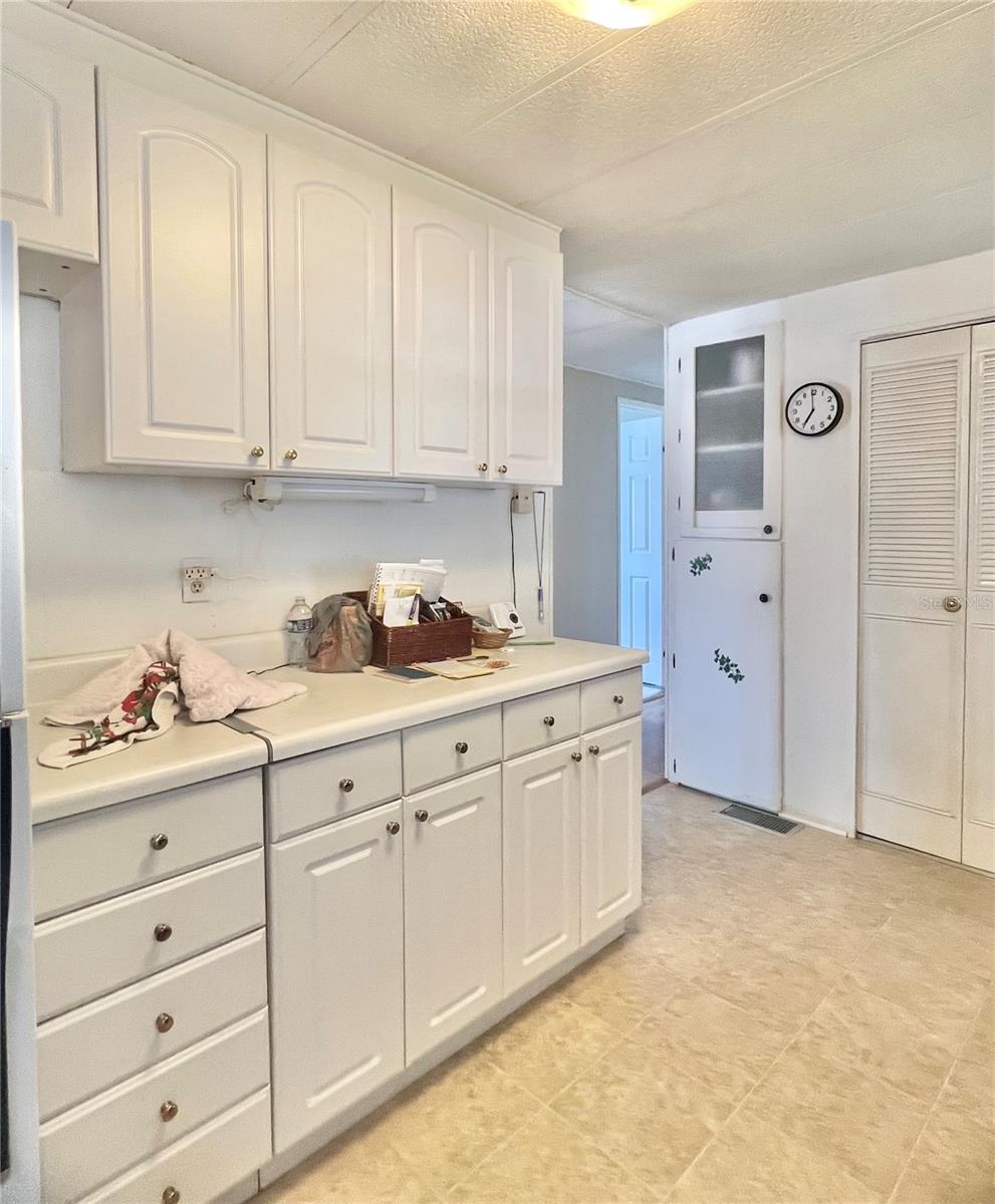 Image 8 of 60 For 1100 Belcher Road S 197