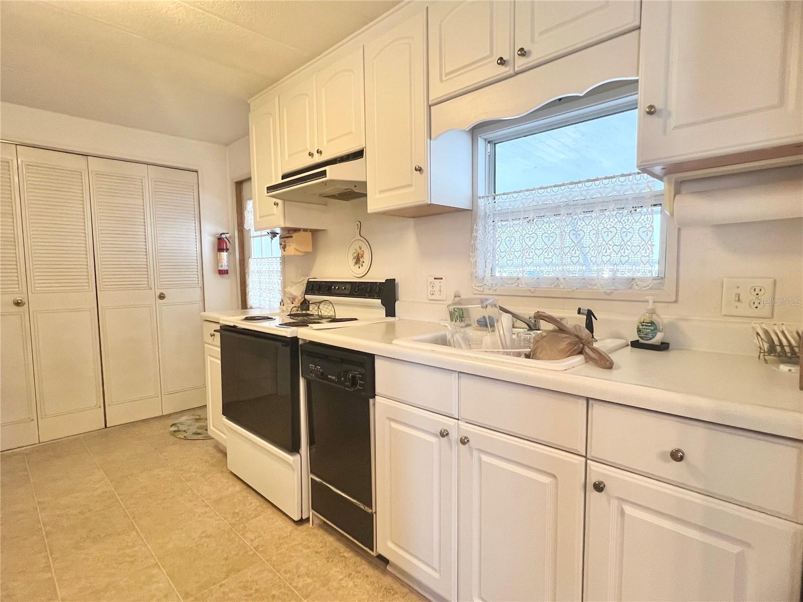 Image 9 of 60 For 1100 Belcher Road S 197