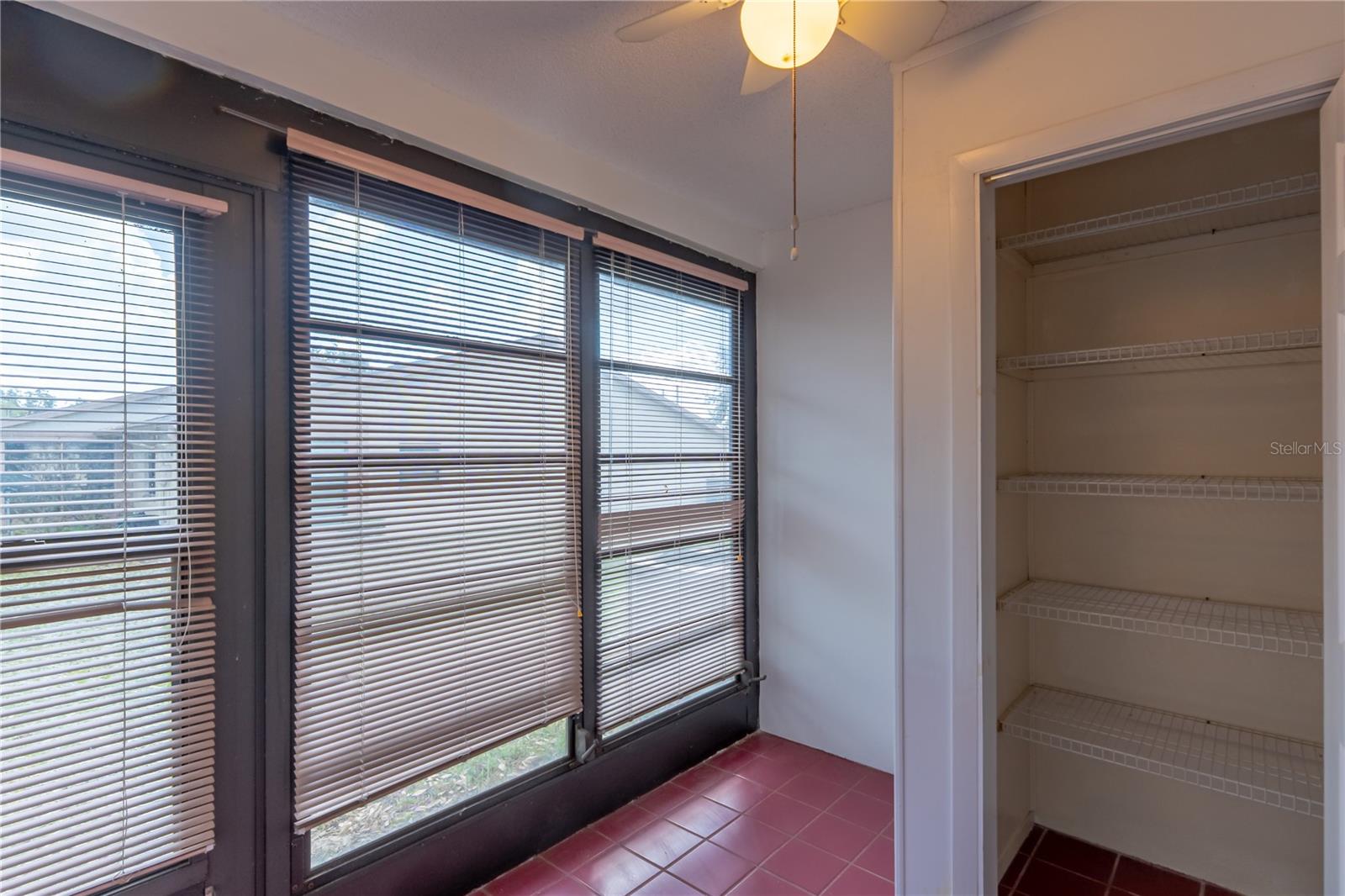 Image 16 of 25 For 38334 Cottonwood Place