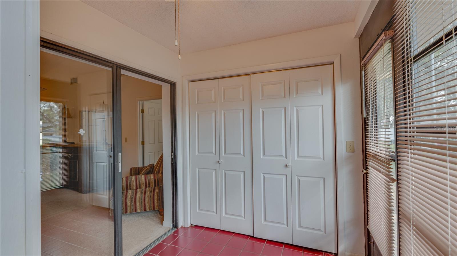 Image 17 of 25 For 38334 Cottonwood Place