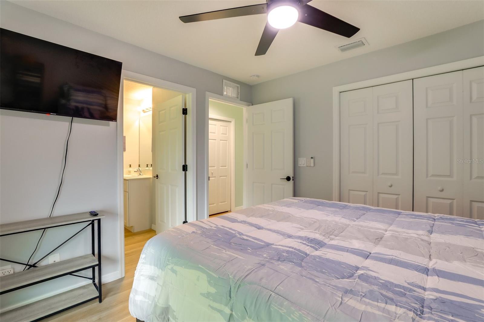 Image 10 of 24 For 2441 6th Avenue Drive E