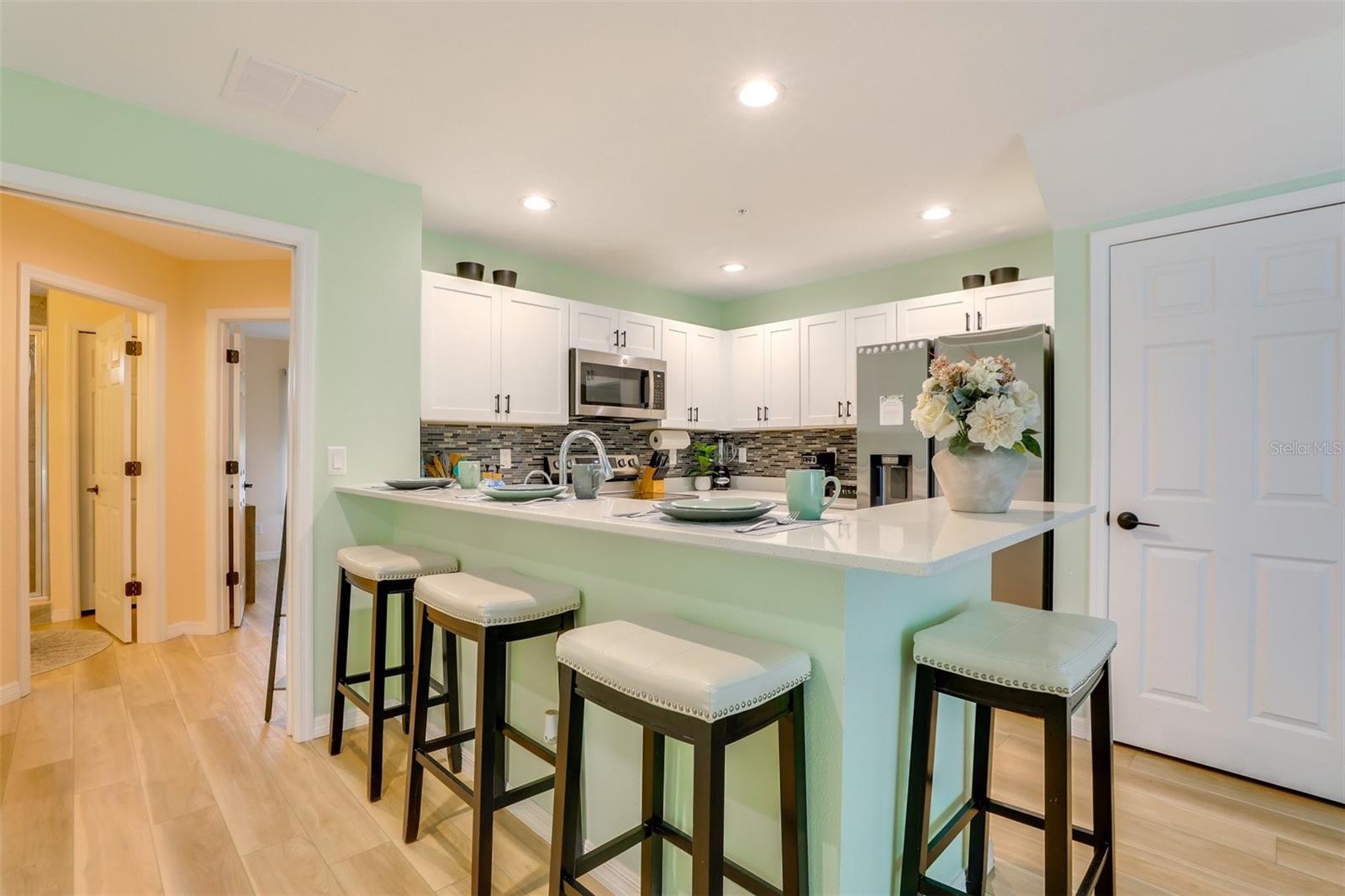 Image 5 of 24 For 2441 6th Avenue Drive E