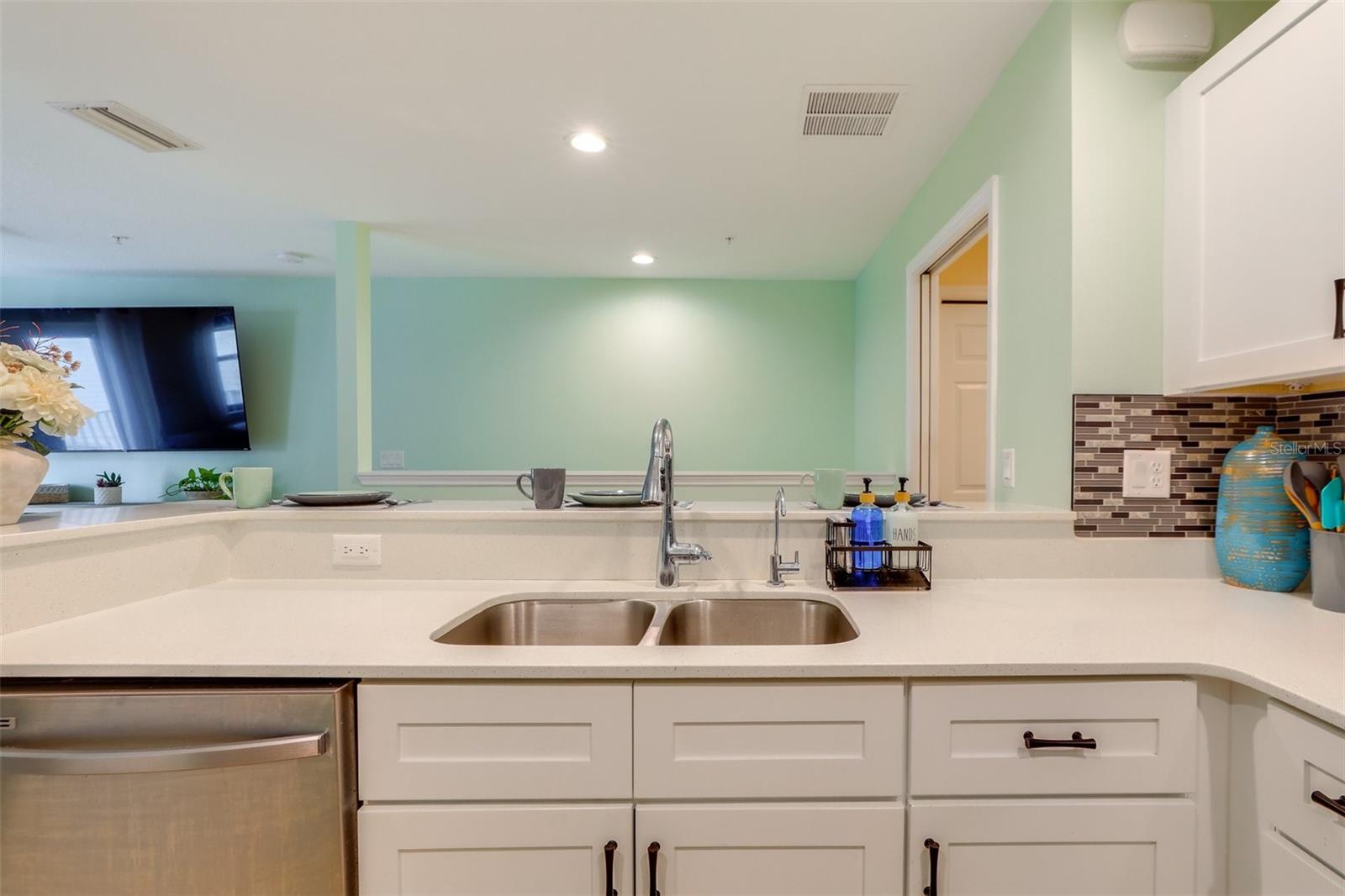 Image 6 of 24 For 2441 6th Avenue Drive E