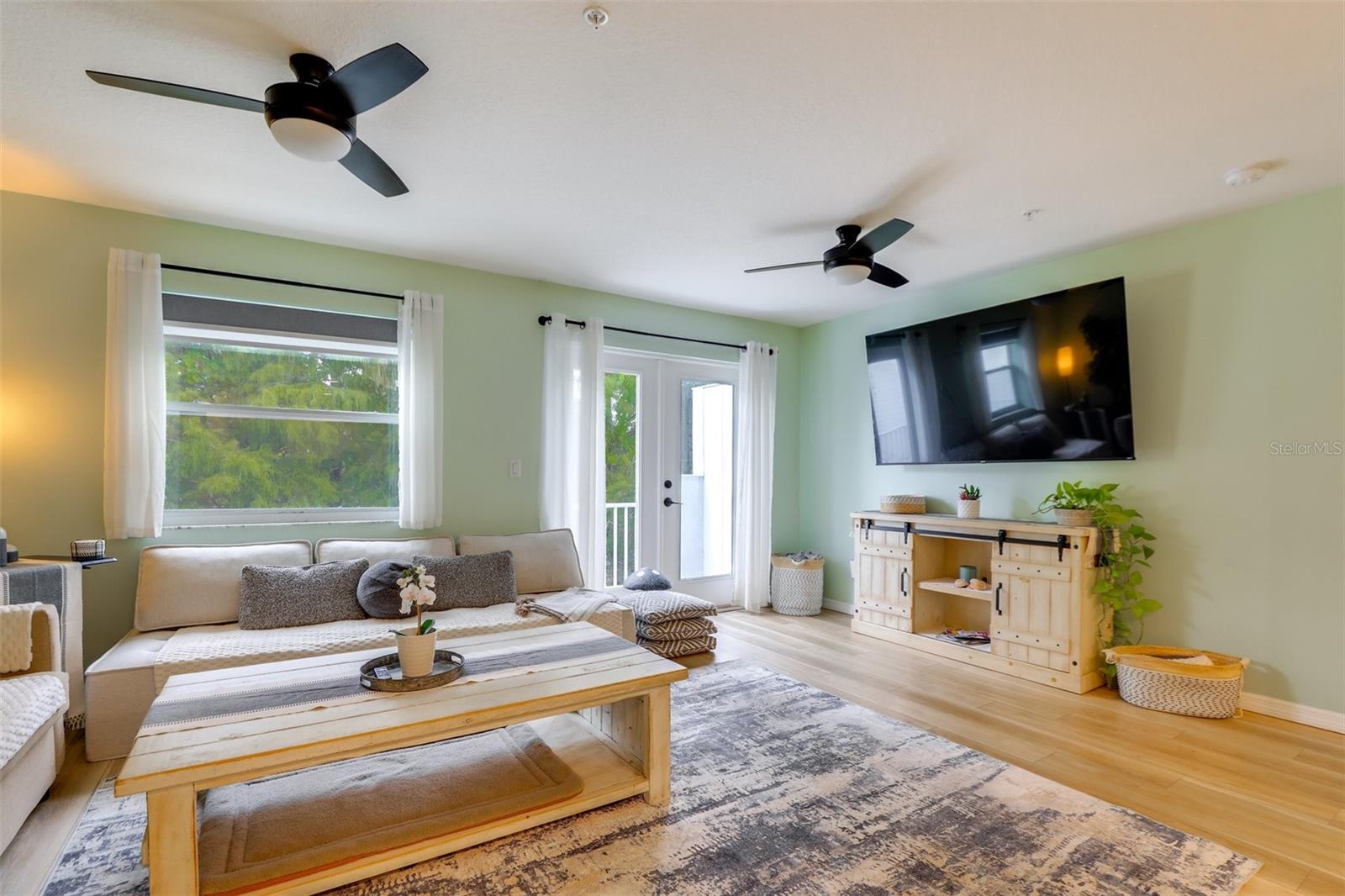 Image 8 of 24 For 2441 6th Avenue Drive E