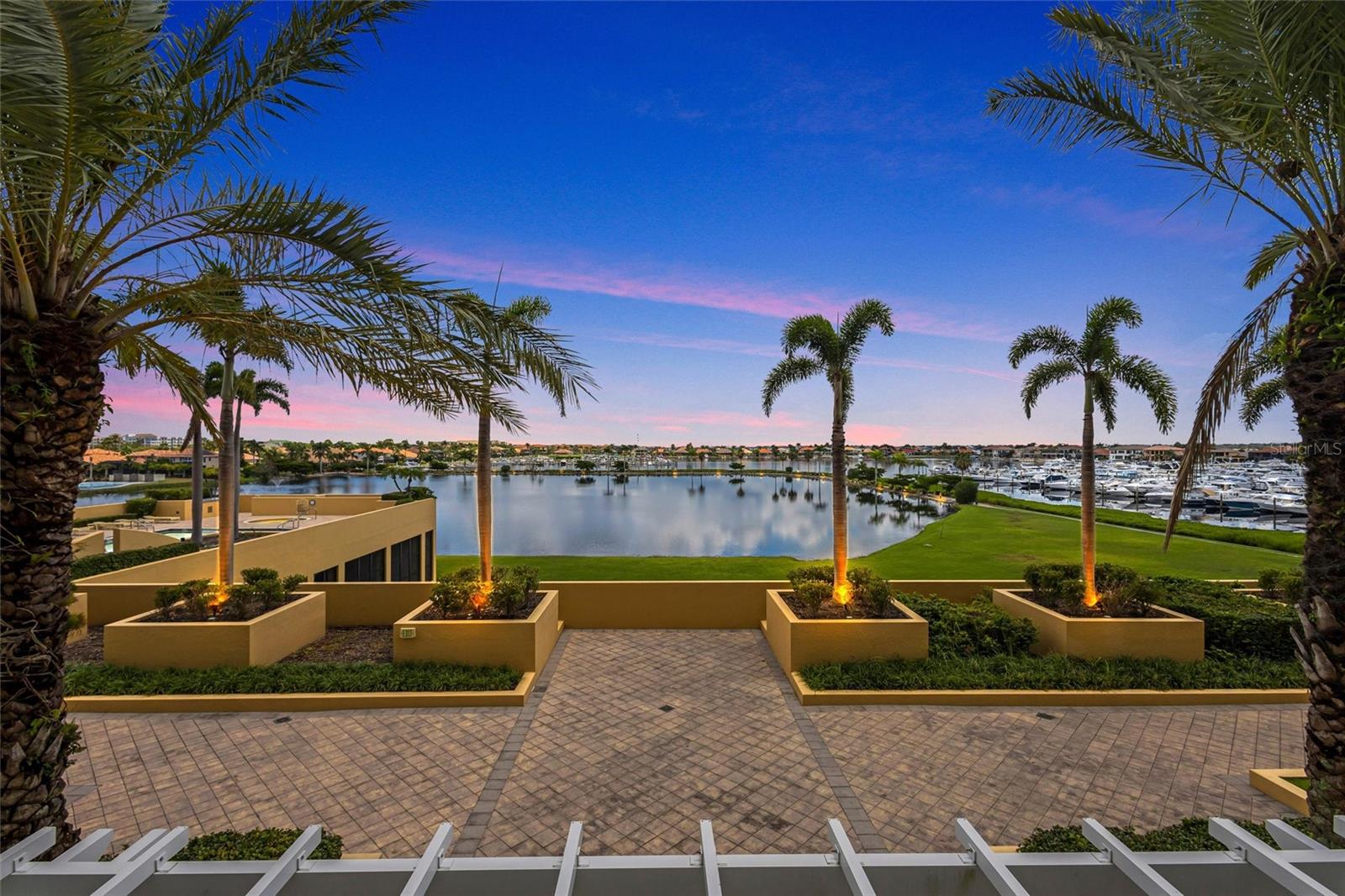 Image 20 of 42 For 140 Riviera Dunes Way 701