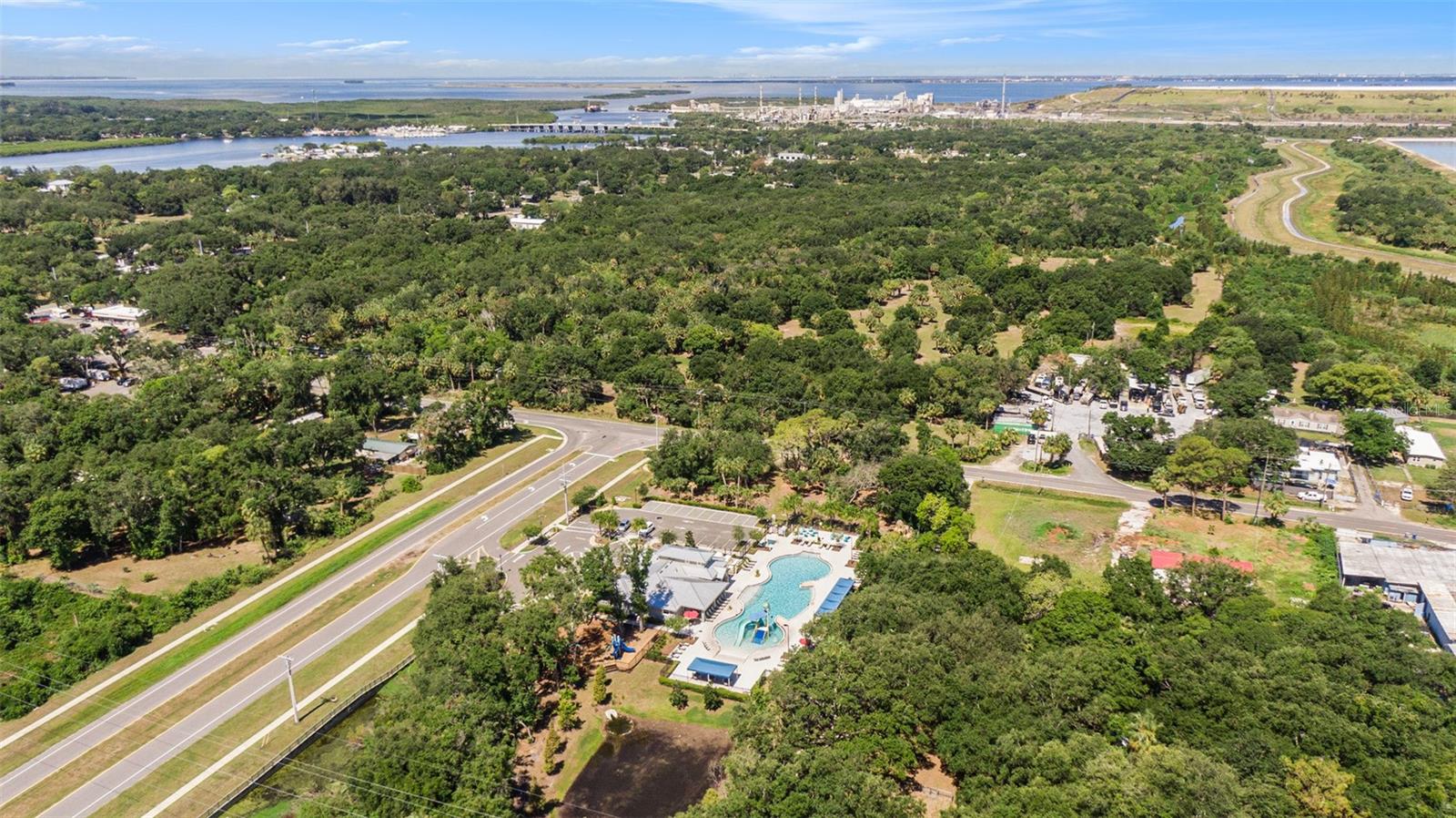 Image 11 of 29 For 8202 Willow Beach Drive