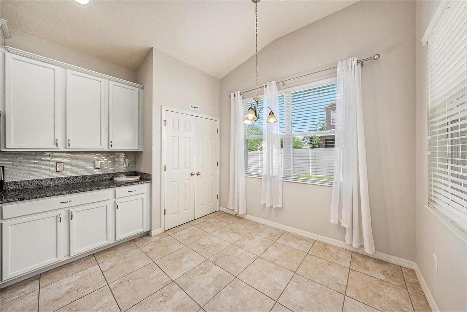 Image 20 of 29 For 8202 Willow Beach Drive