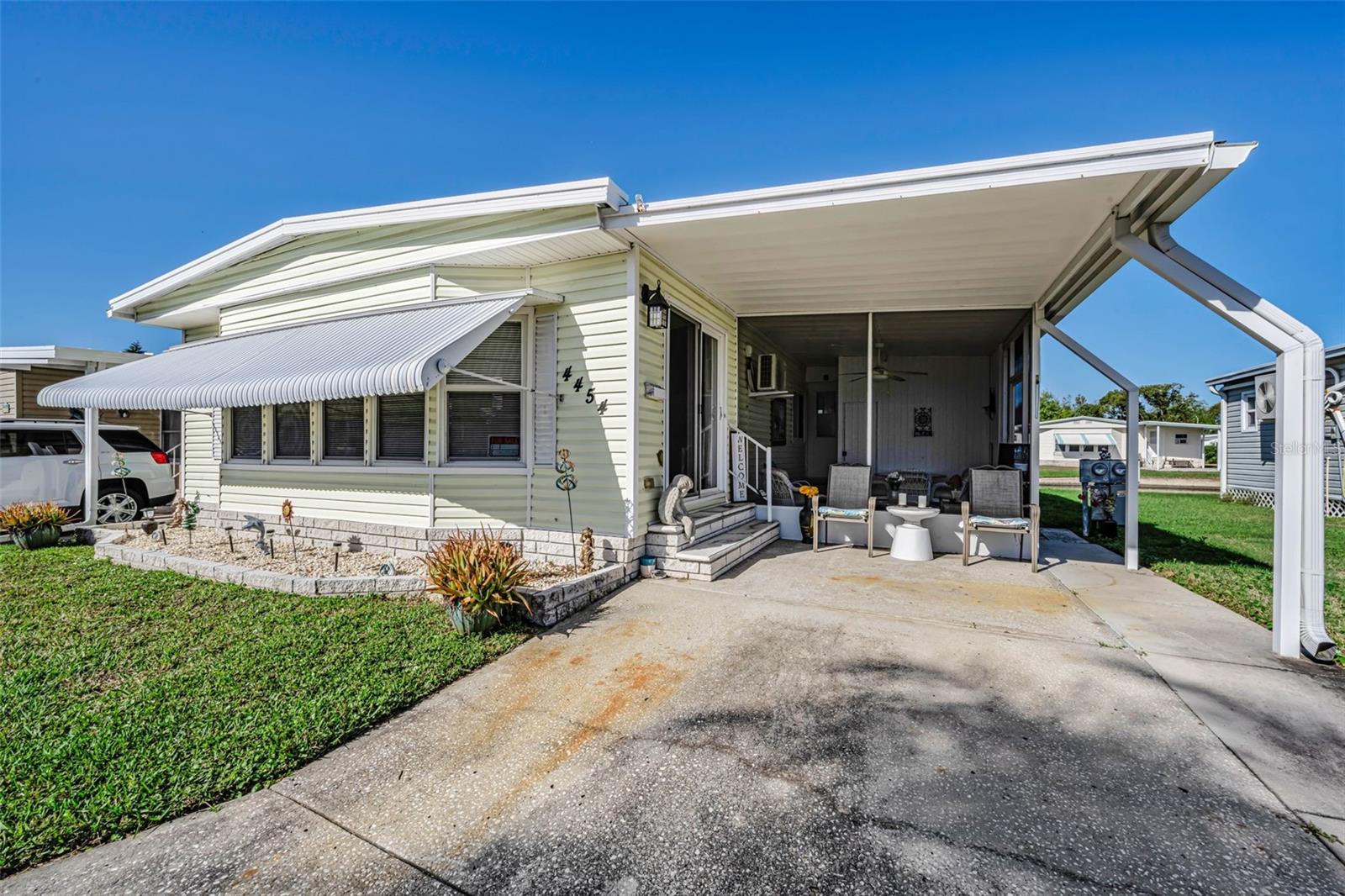 Image 12 of 62 For 4454 Tucker Square