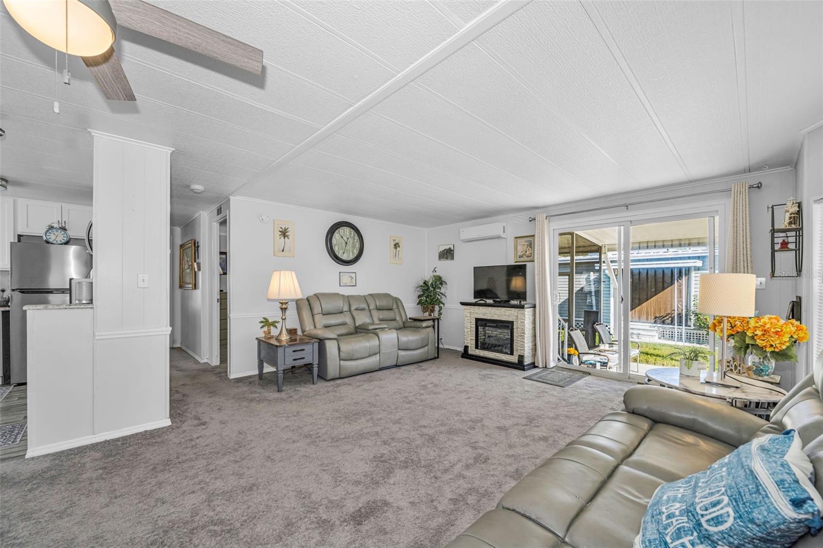 Image 17 of 62 For 4454 Tucker Square