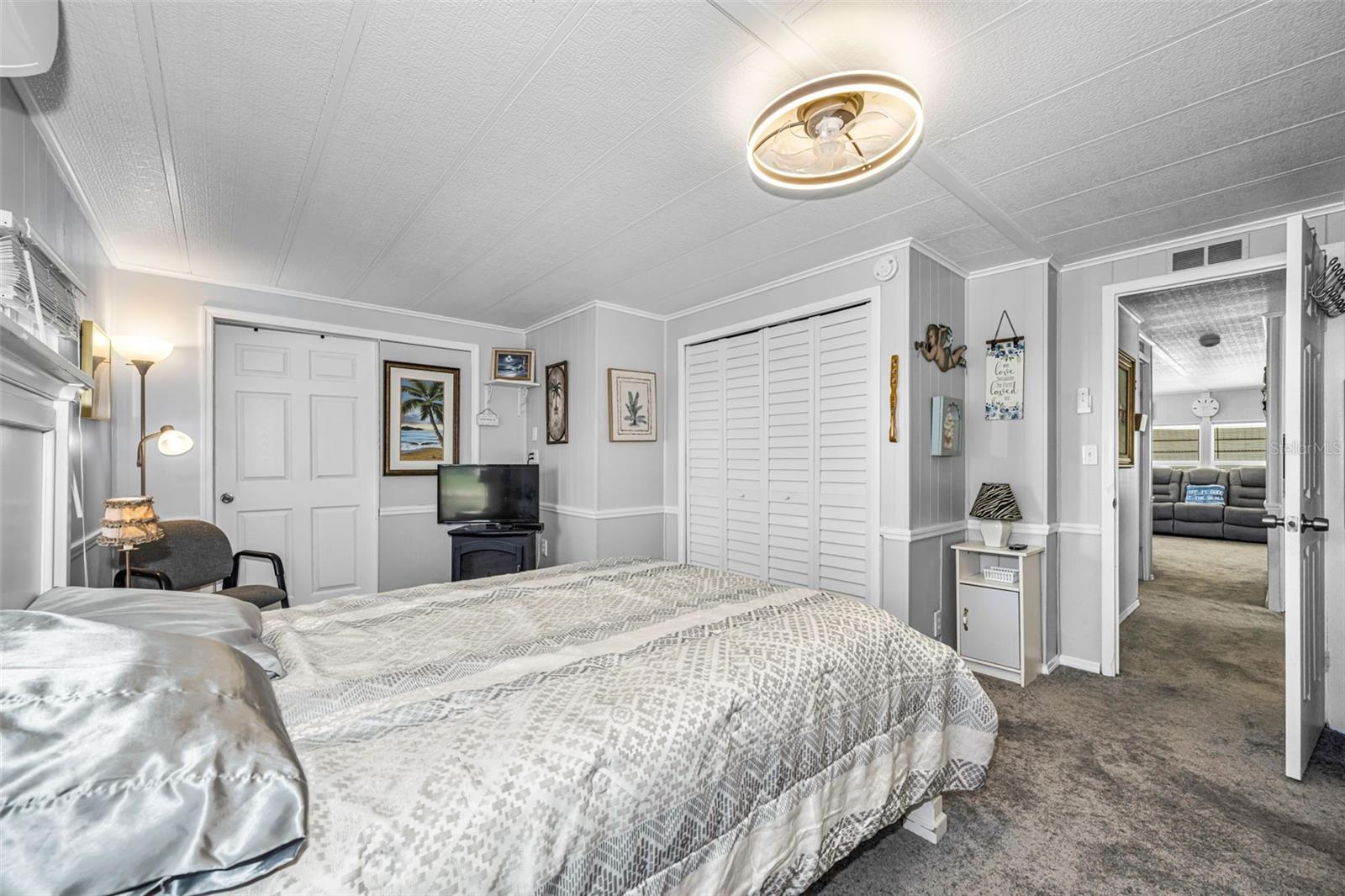 Image 23 of 62 For 4454 Tucker Square