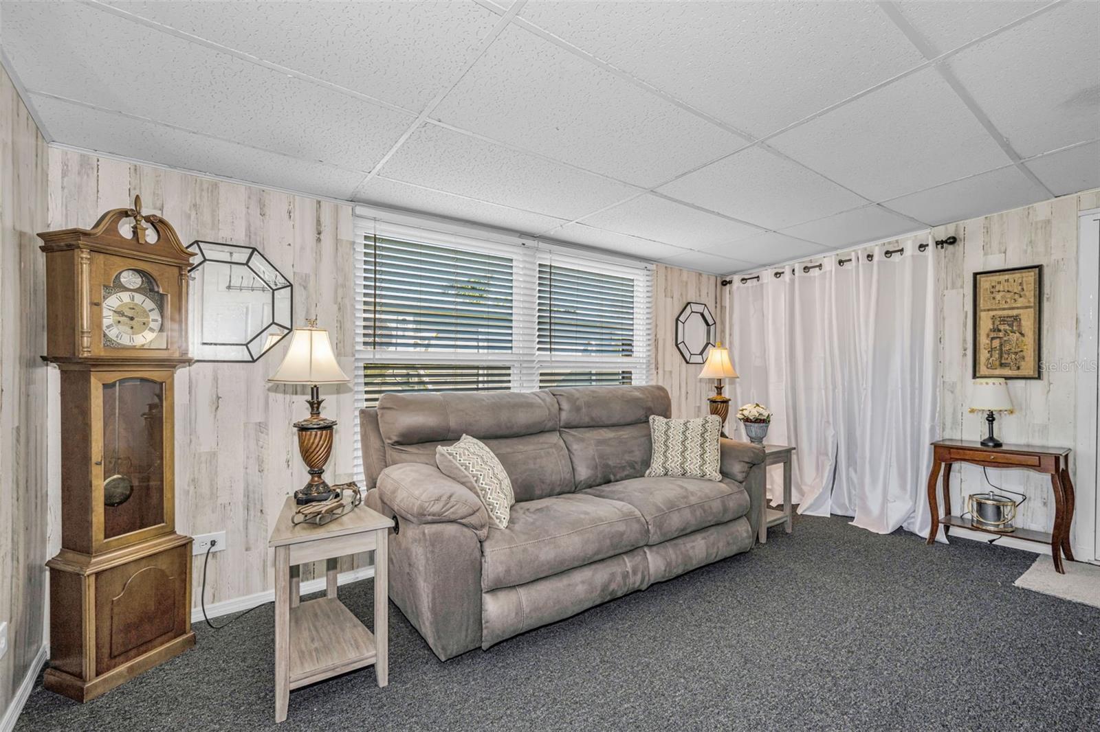 Image 30 of 62 For 4454 Tucker Square