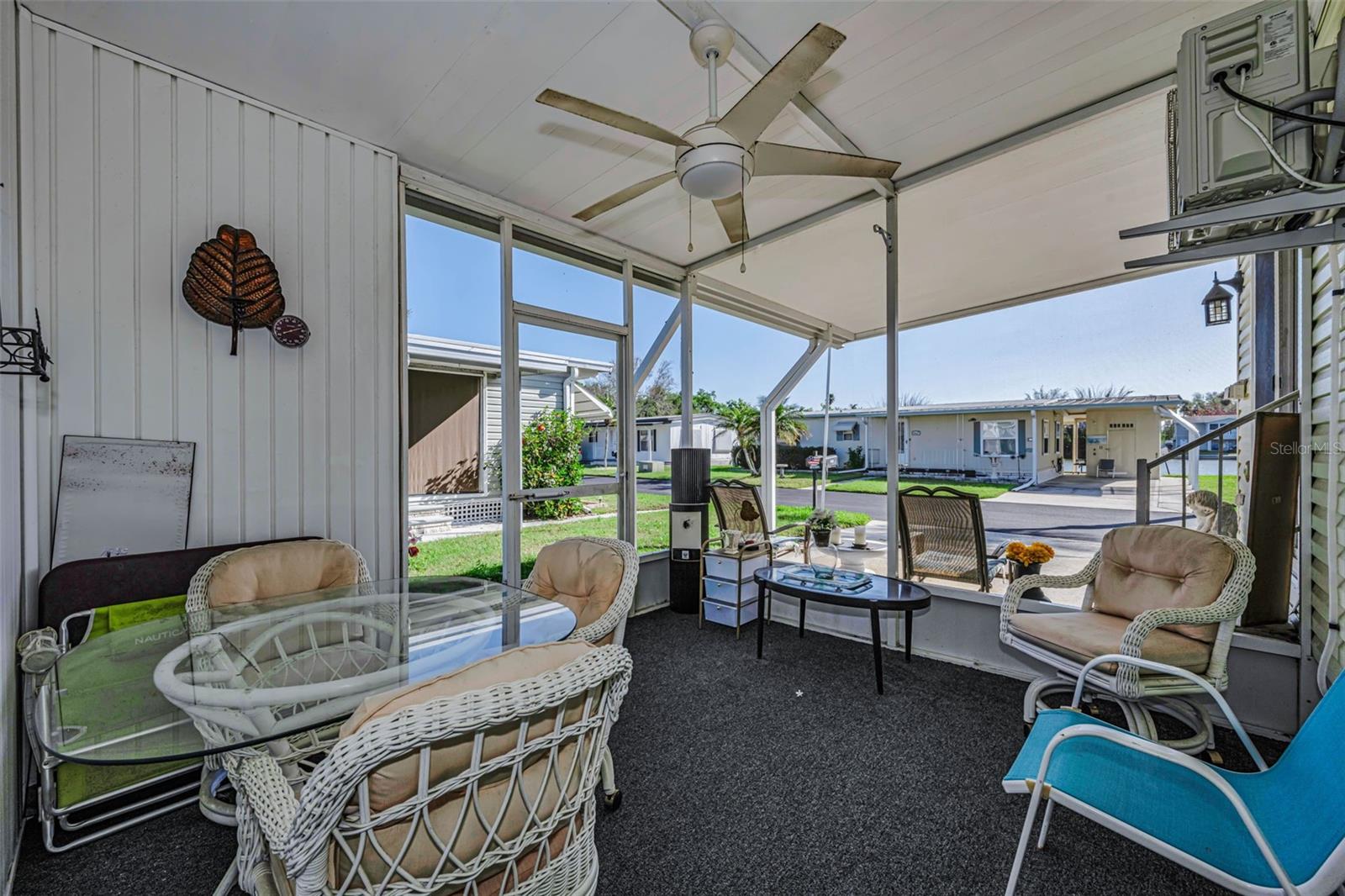 Image 9 of 62 For 4454 Tucker Square