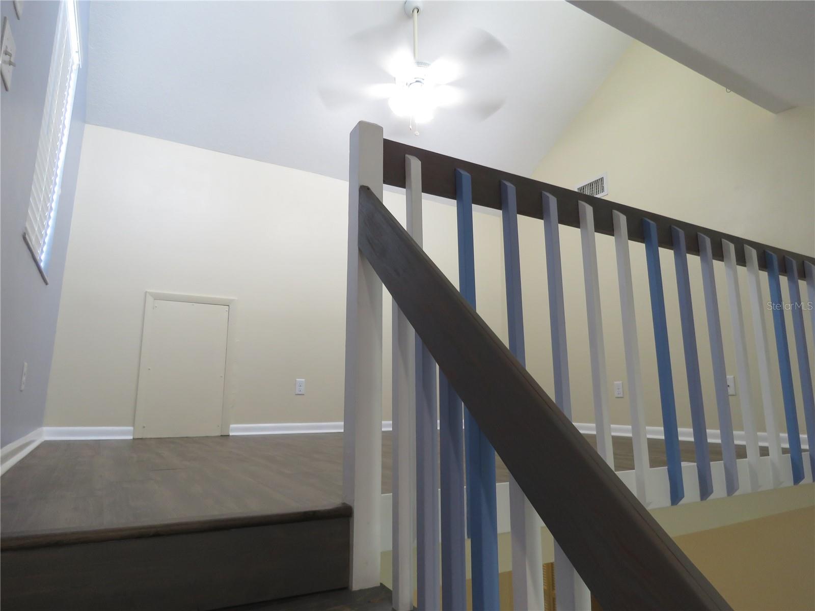 Image 11 of 67 For 418 Narvaezi Street