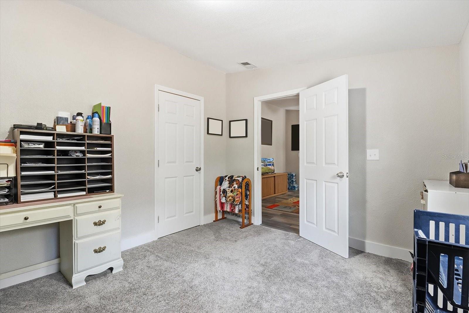 Image 25 of 31 For 8370 Firefly Terrace