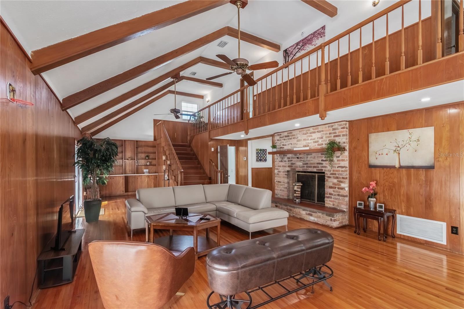 Image 12 of 57 For 510 19th Street