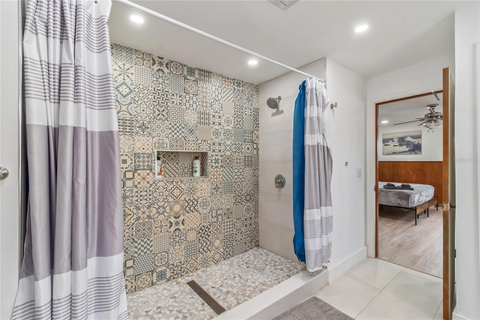 Image 29 of 57 For 510 19th Street