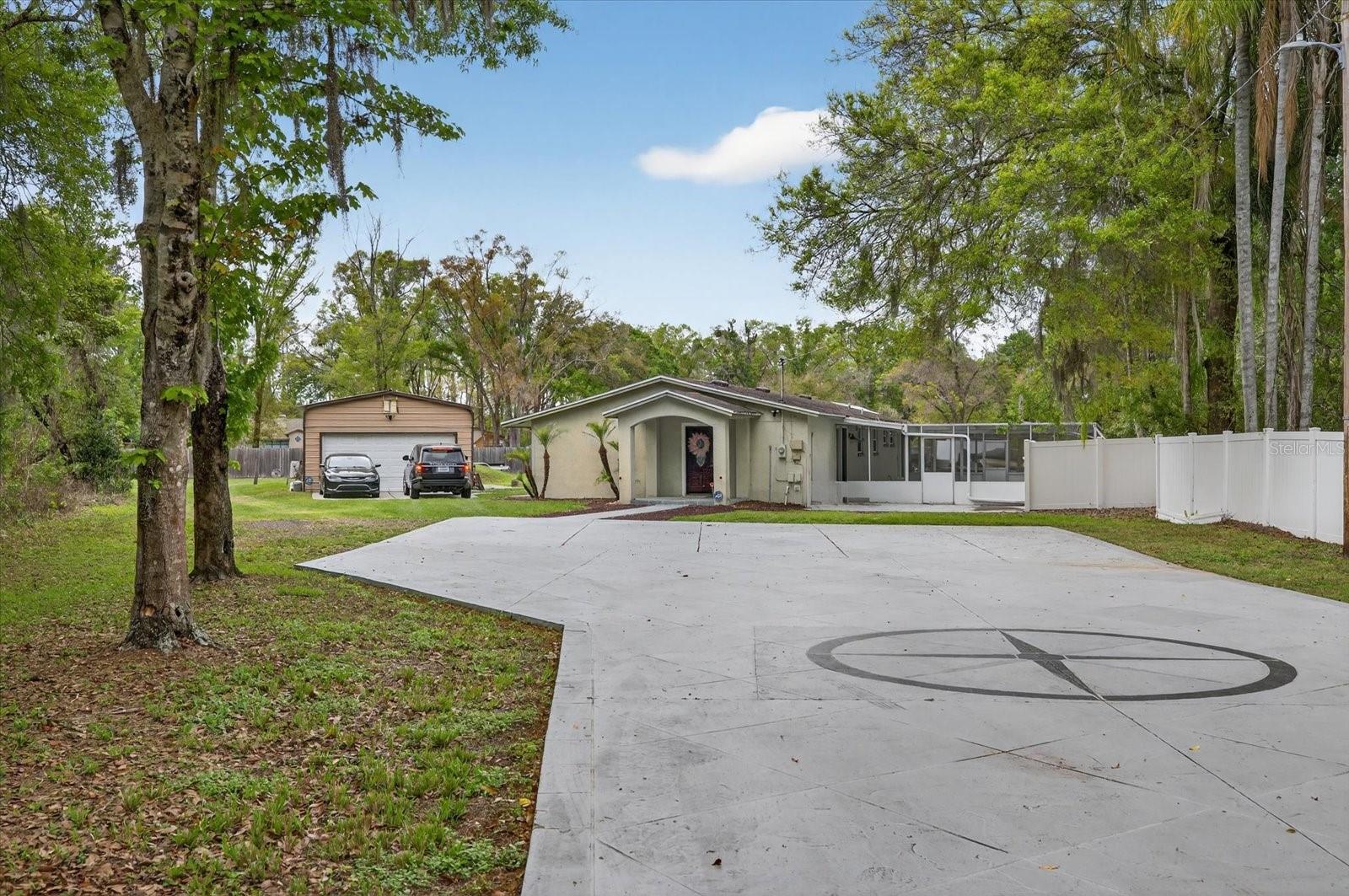 Image 4 of 54 For 19514 Dale Mabry Highway