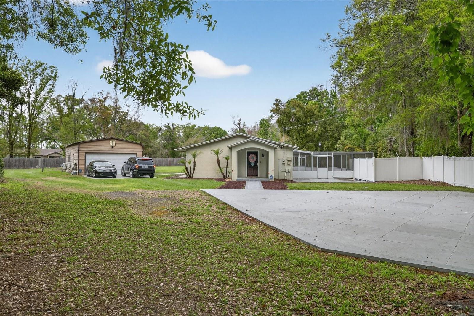 Image 7 of 54 For 19514 Dale Mabry Highway