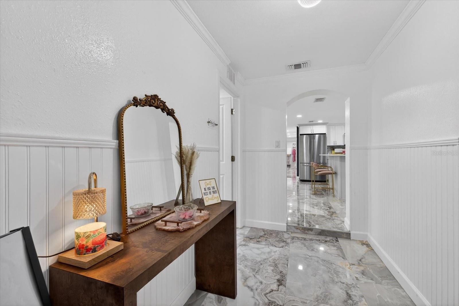 Image 8 of 54 For 19514 Dale Mabry Highway