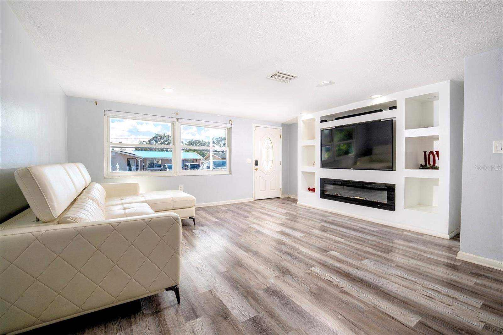 Image 3 of 13 For 4301 Westwood Drive