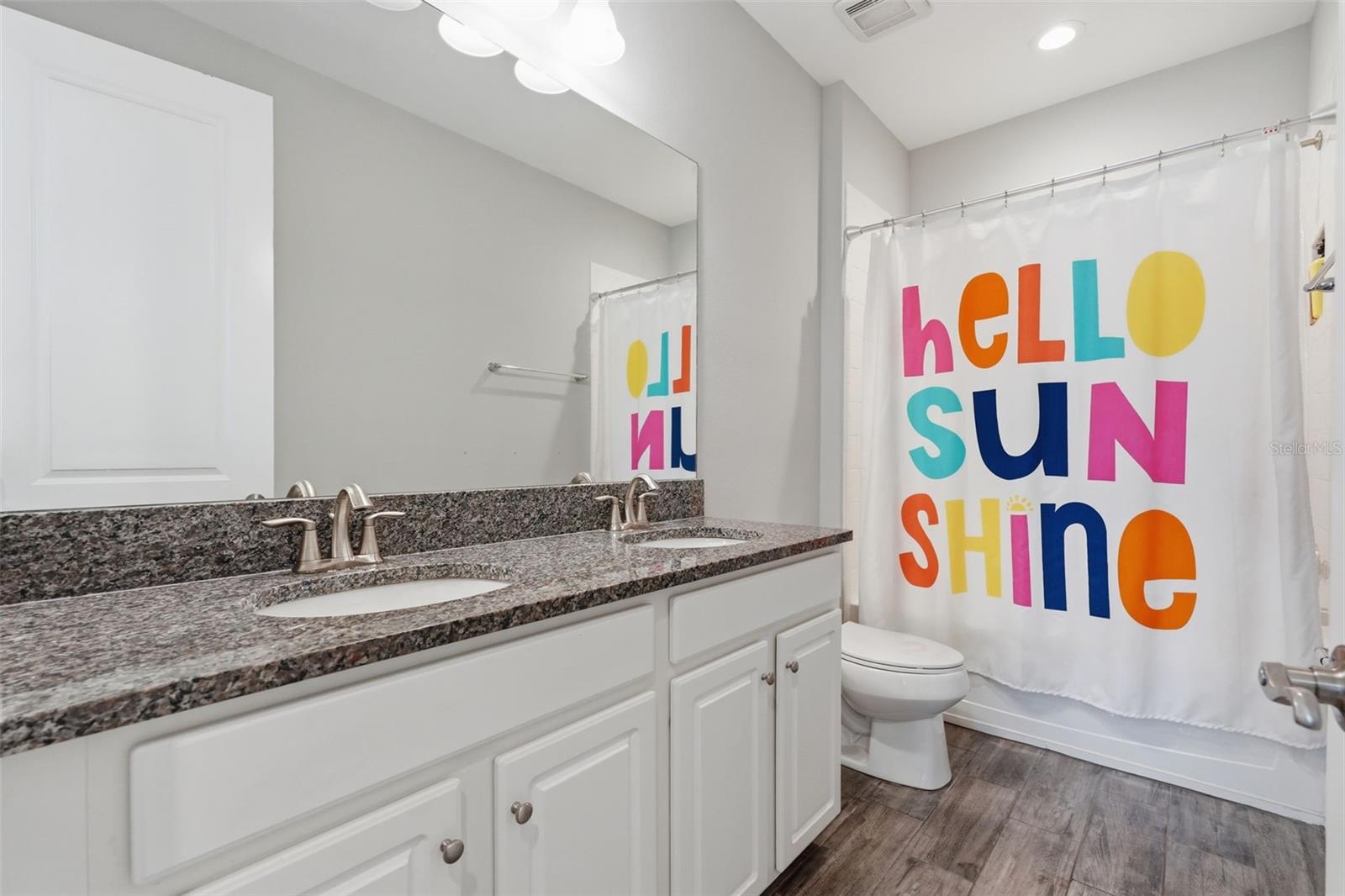 Image 32 of 41 For 12112 Rustic River Way