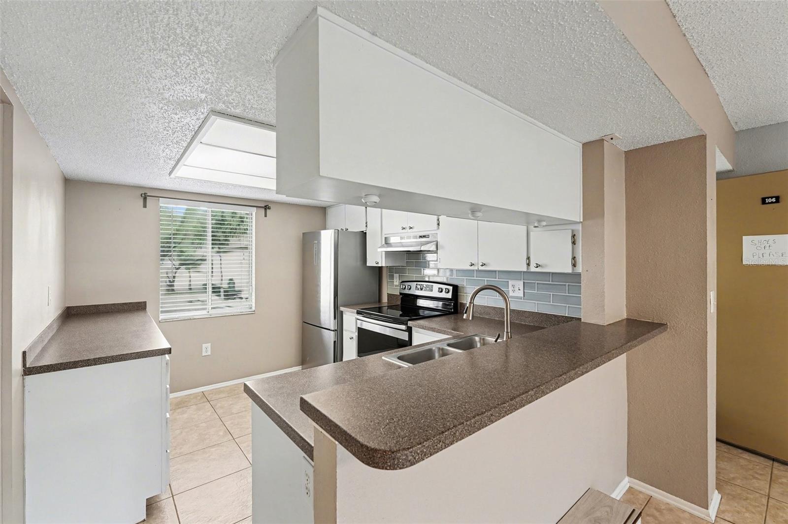 Image 11 of 38 For 106 Pine Court 346