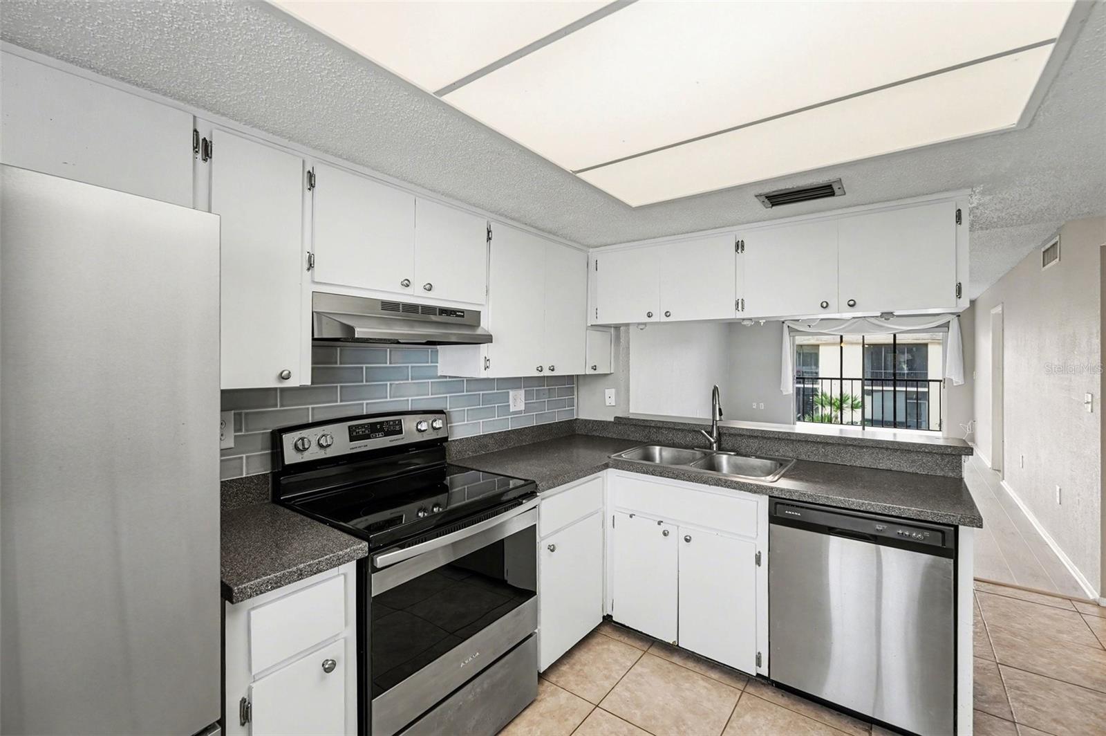 Image 12 of 38 For 106 Pine Court 346