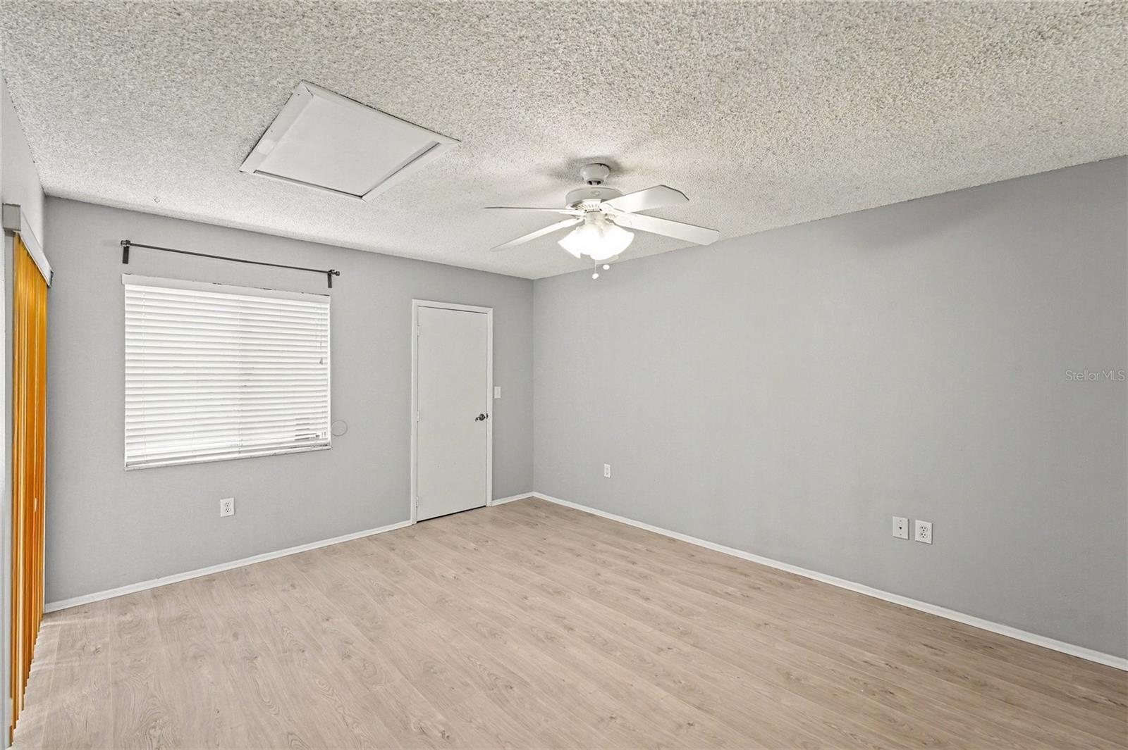 Image 15 of 38 For 106 Pine Court 346