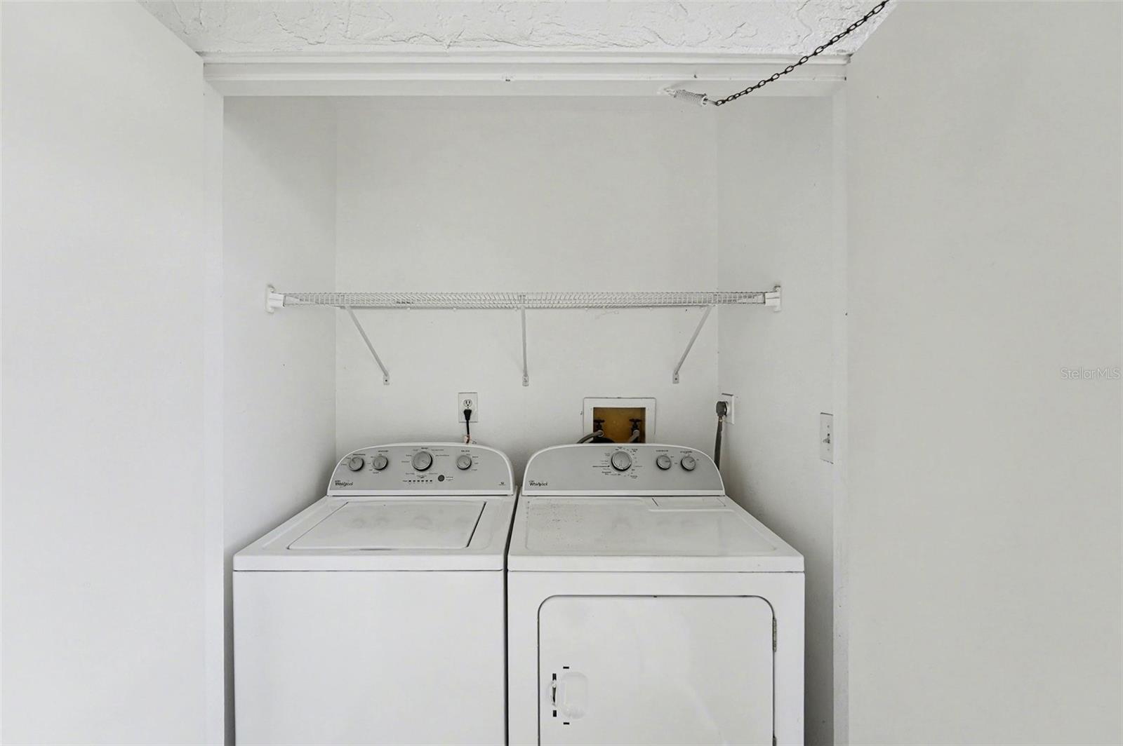 Image 27 of 38 For 106 Pine Court 346