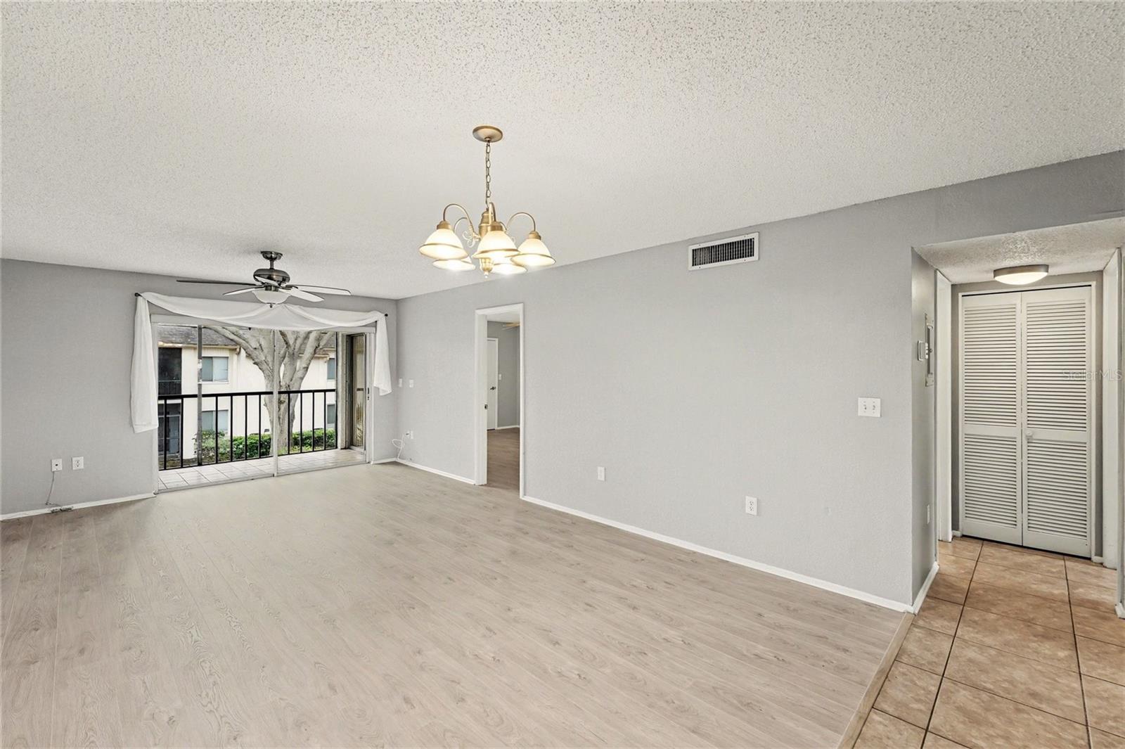 Image 9 of 38 For 106 Pine Court 346