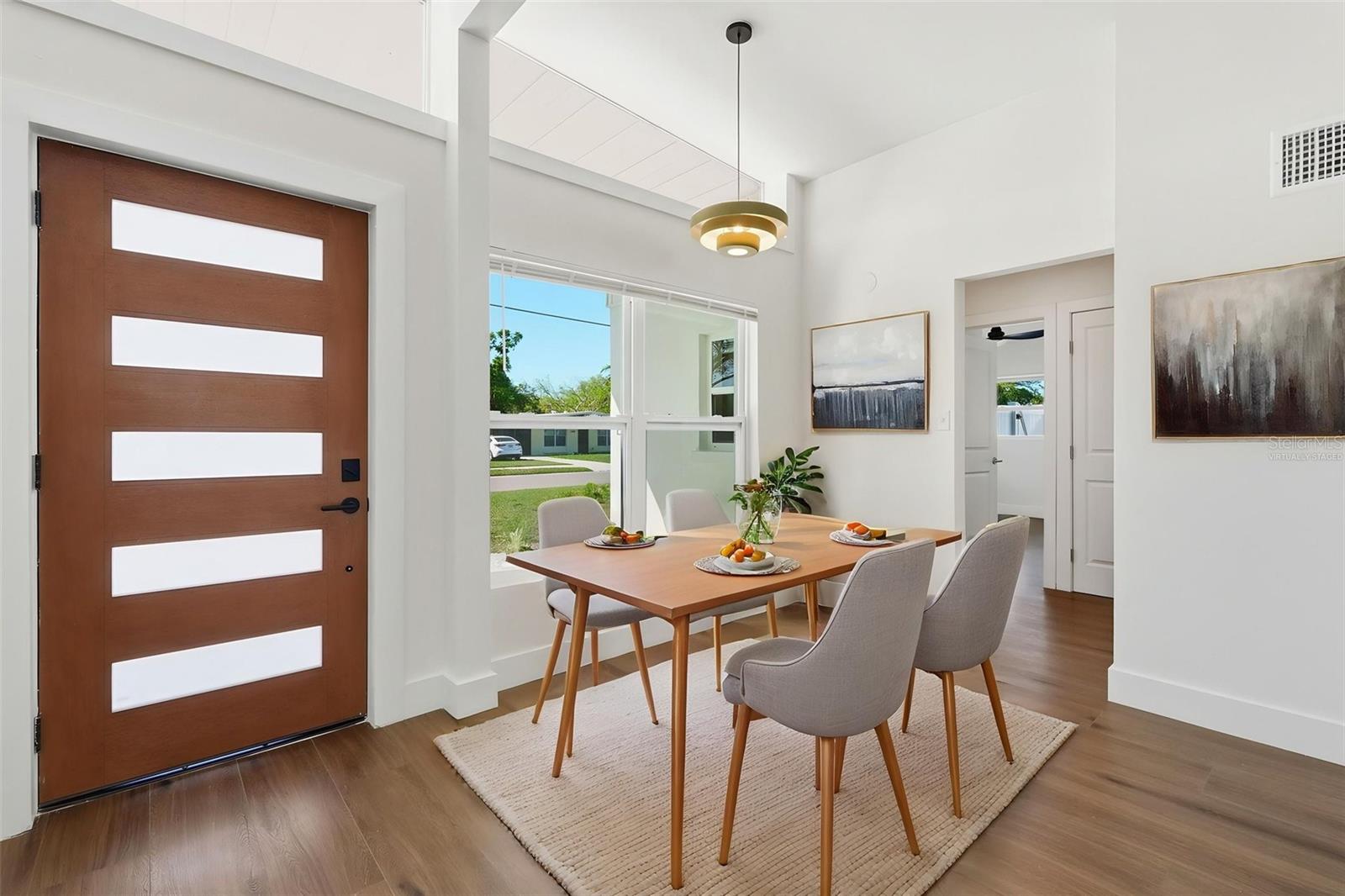 Image 13 of 32 For 2989 Greenbriar Street