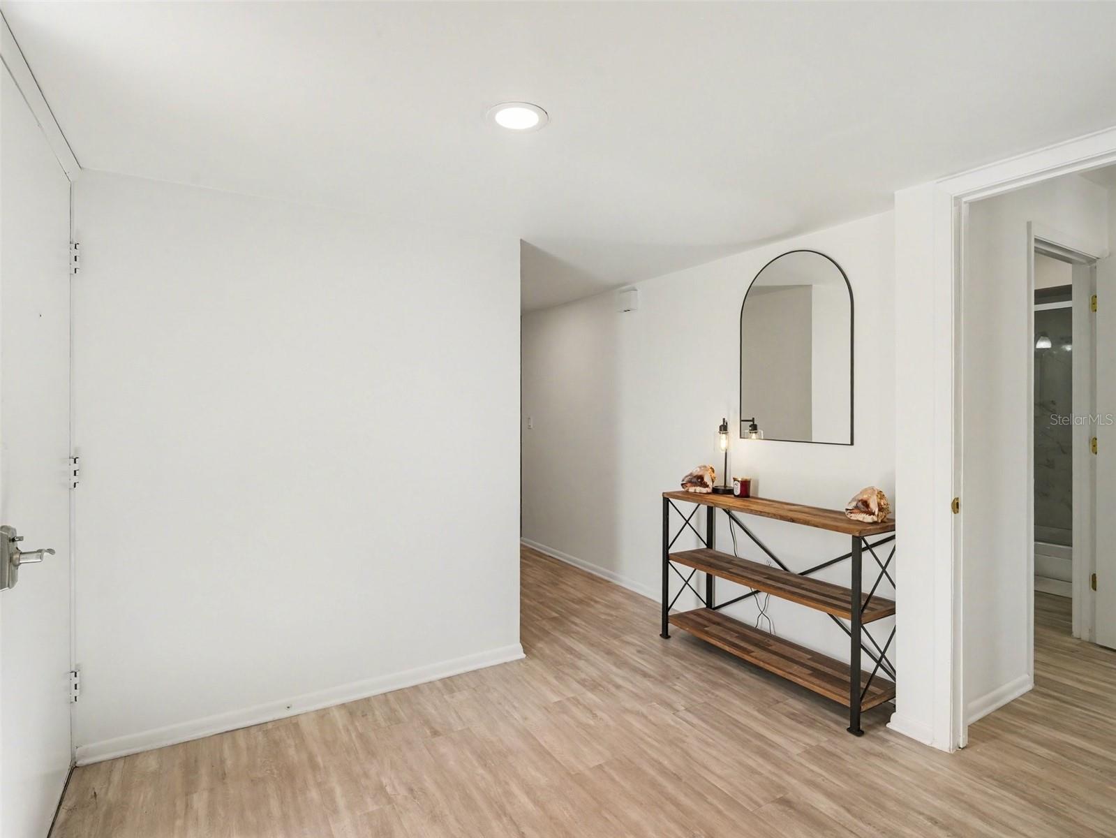 Image 17 of 33 For 5174 Marsh Field Lane 86