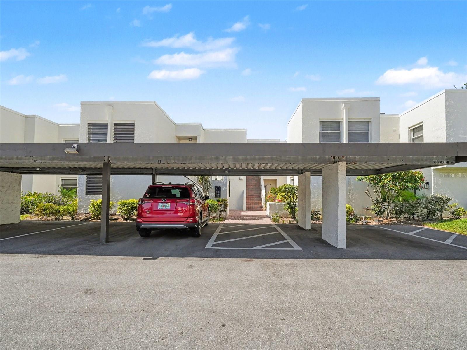 Image 25 of 33 For 5174 Marsh Field Lane 86