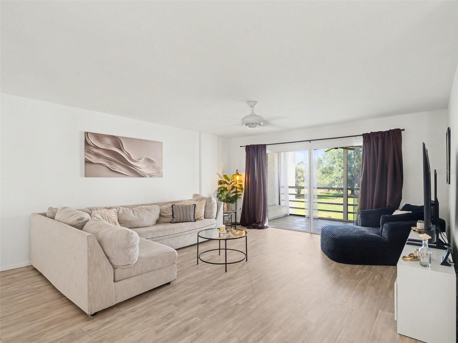 Image 3 of 33 For 5174 Marsh Field Lane 86