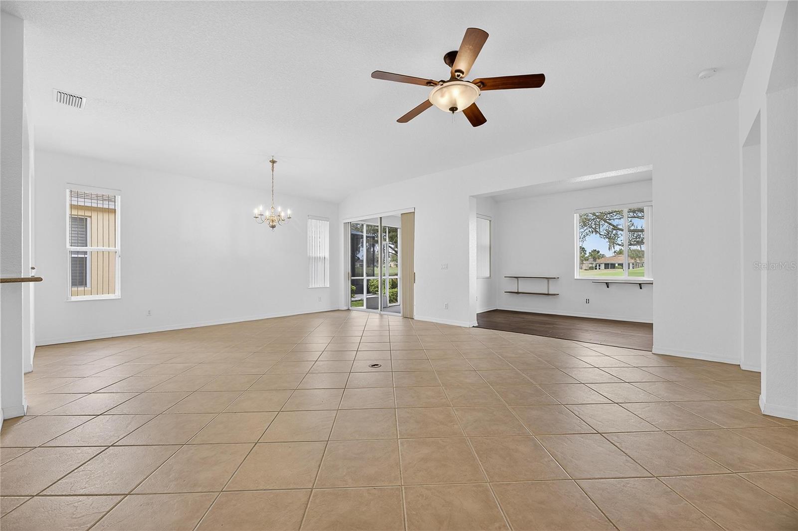 Image 23 of 67 For 1013 Emerald Dunes Drive