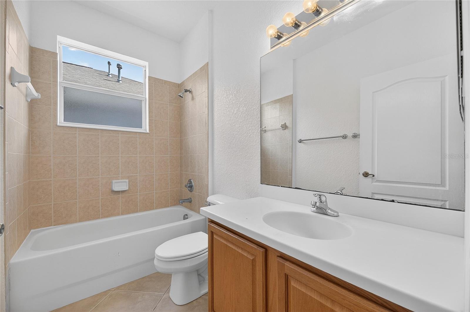 Image 43 of 67 For 1013 Emerald Dunes Drive