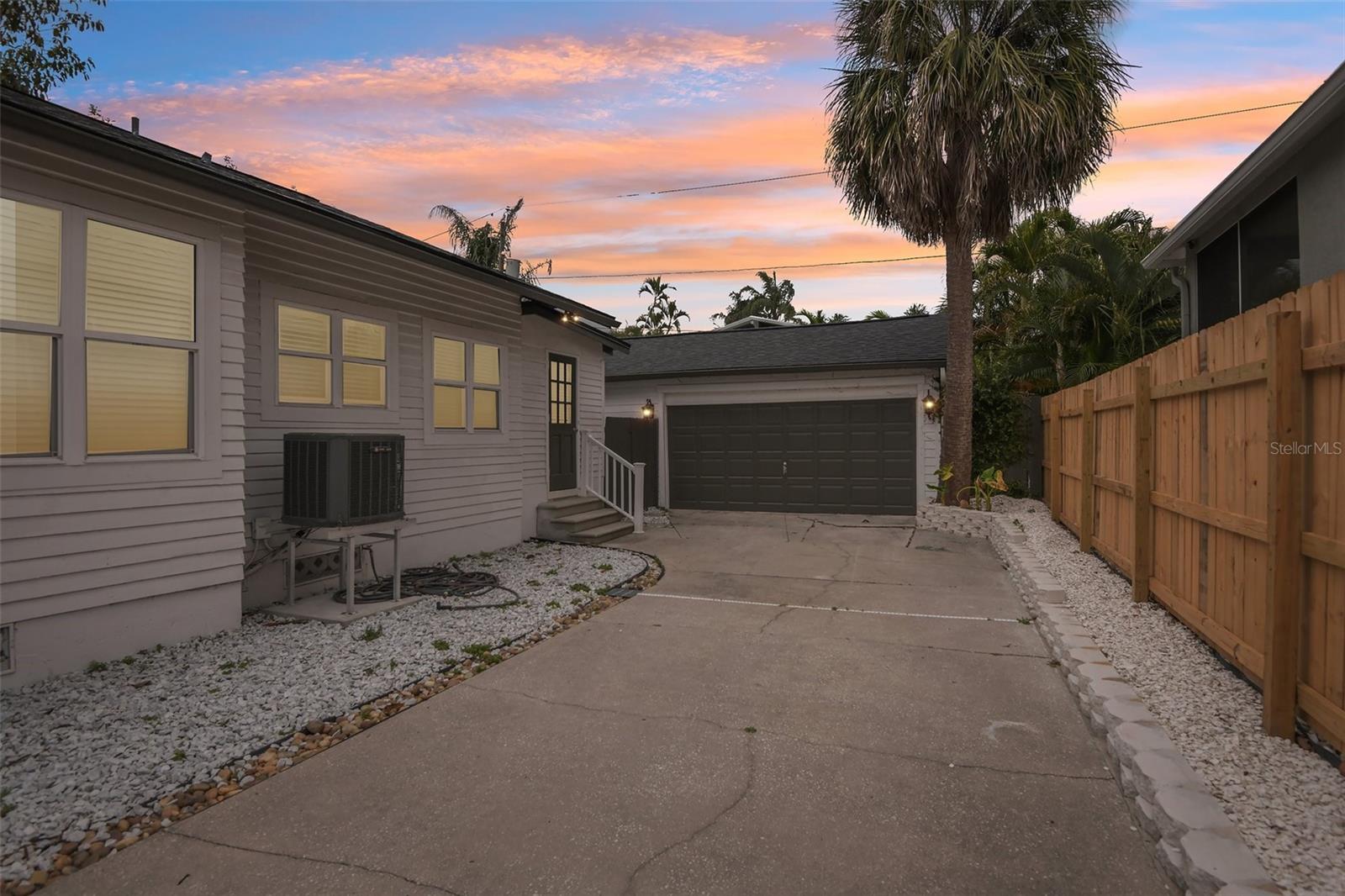 Image 2 of 34 For 159 81st Avenue N