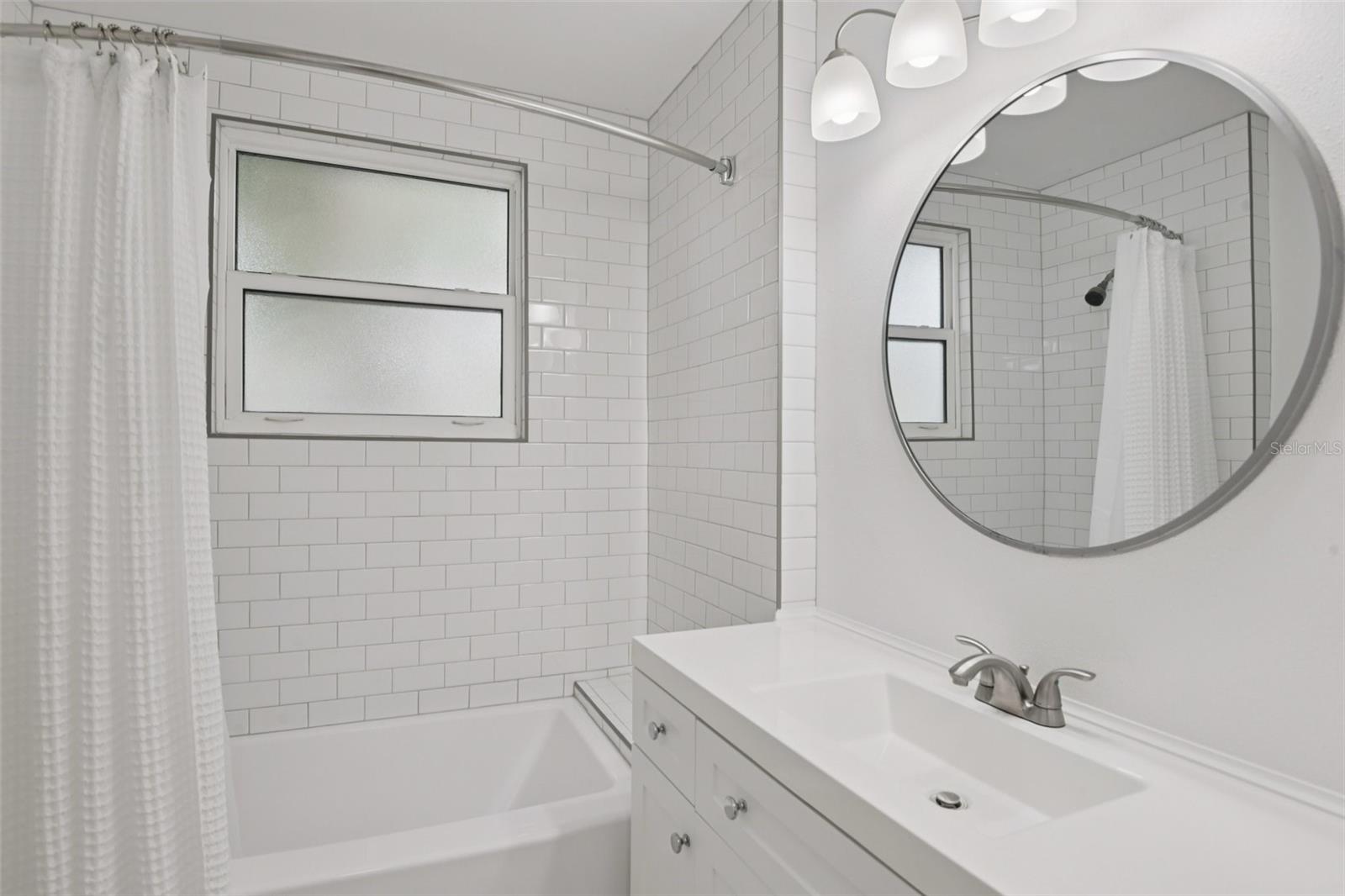 Image 21 of 34 For 159 81st Avenue N