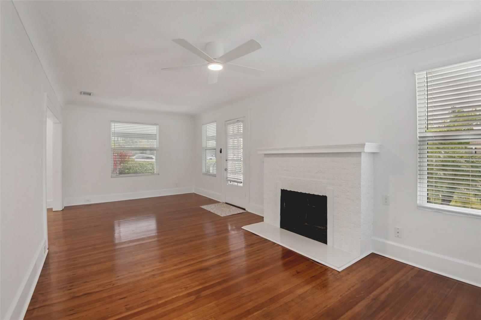 Image 8 of 34 For 159 81st Avenue N