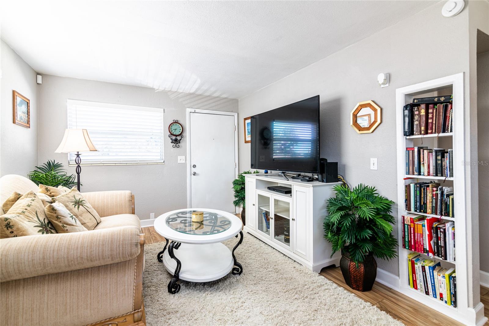 Image 10 of 13 For 5434 9th Avenue N