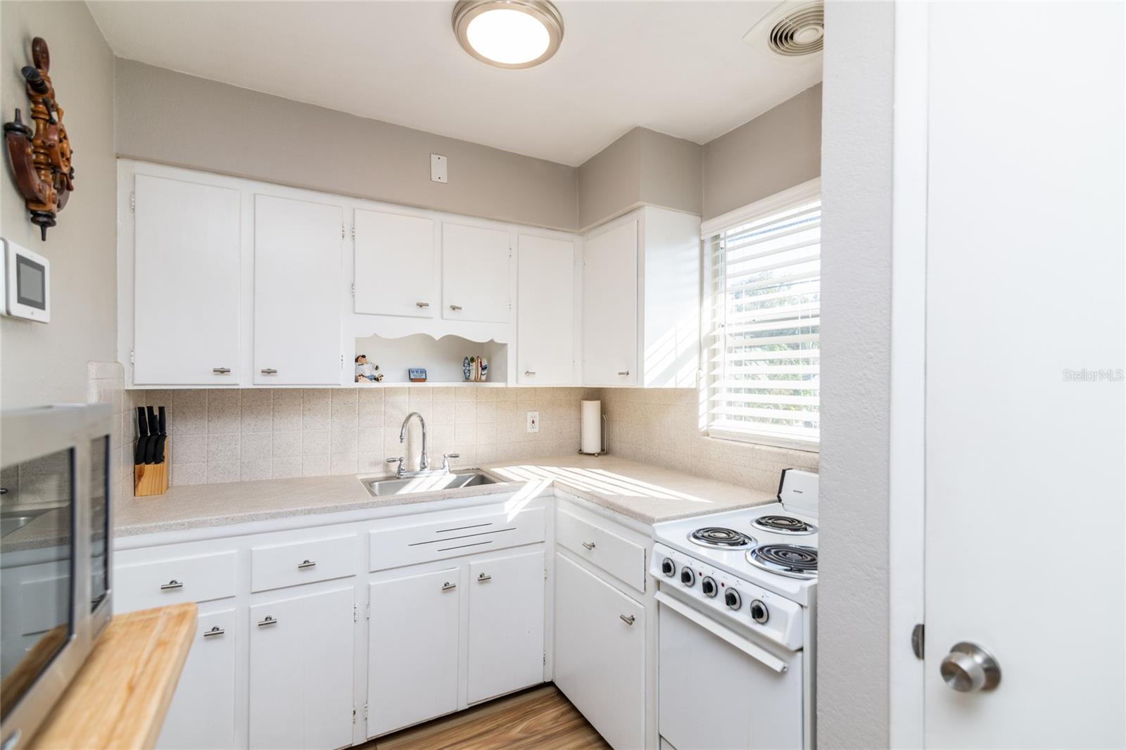 Image 4 of 13 For 5434 9th Avenue N