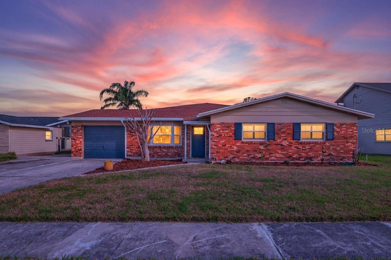 Details for 8711 Bay Crest Lane, TAMPA, FL 33615