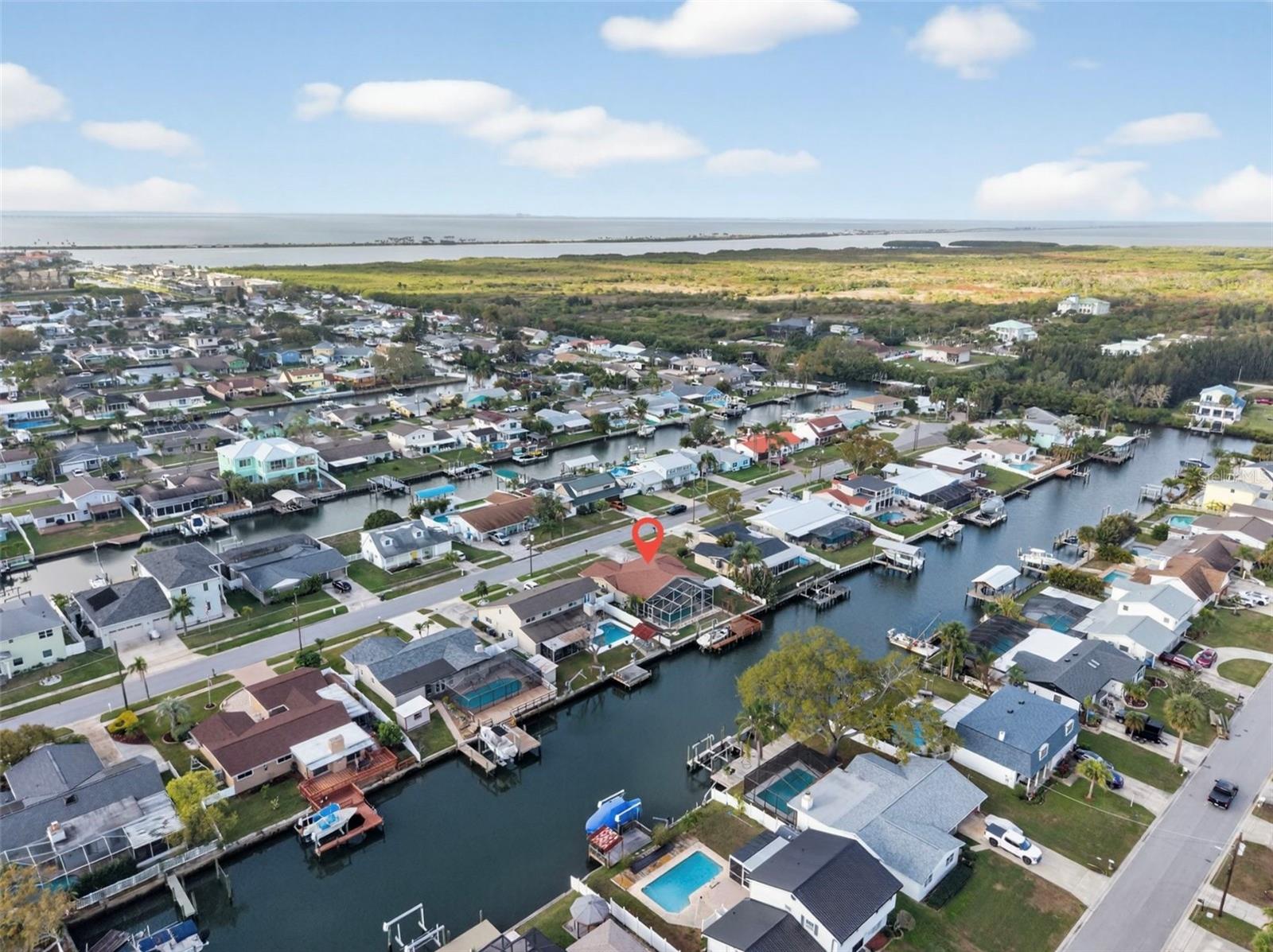 Listing photo id 1 for 8711 Bay Crest Lane