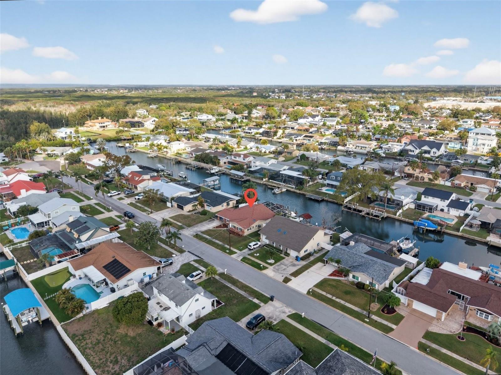 Listing photo id 30 for 8711 Bay Crest Lane