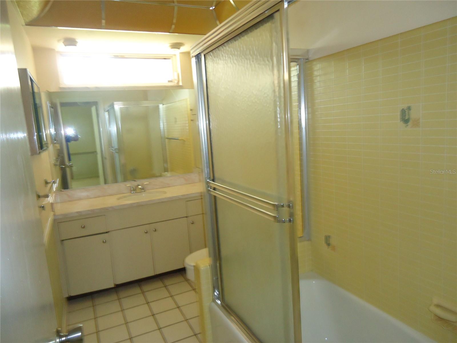 Image 11 of 15 For 5463 4th Avenue N