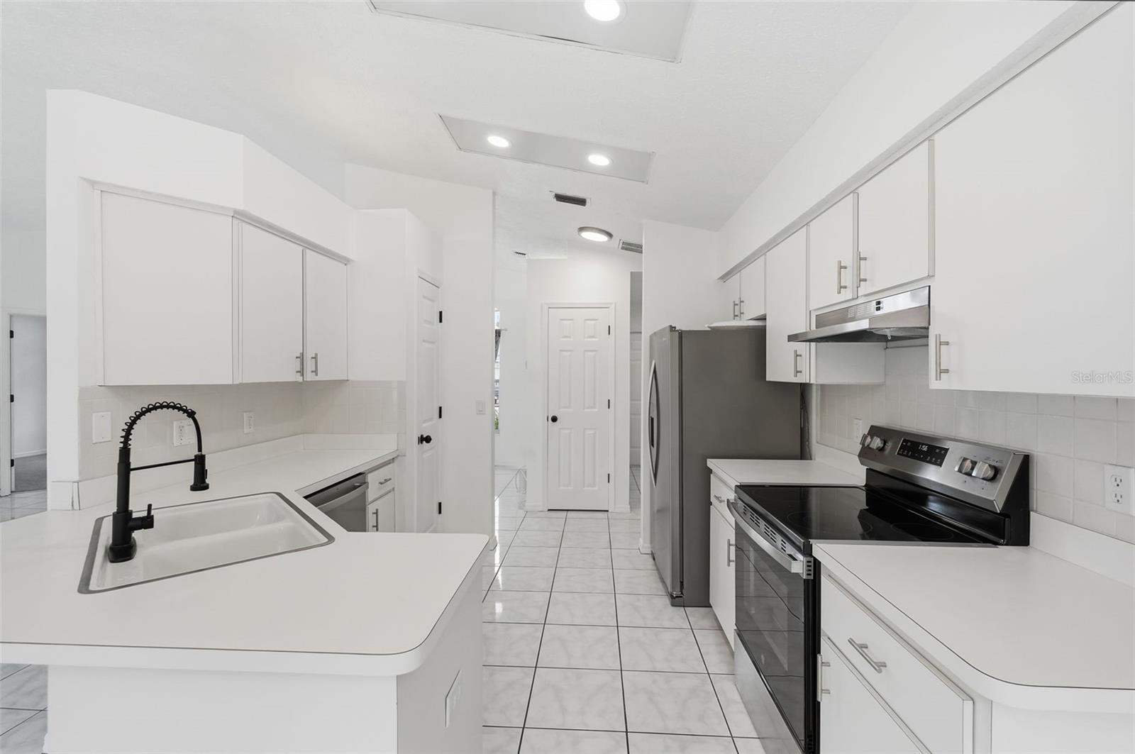 Image 13 of 36 For 10542 Bucks Run