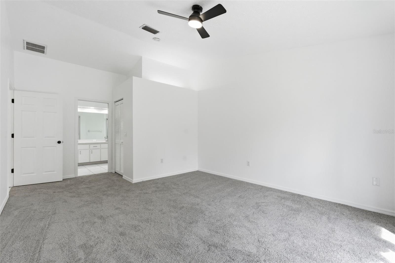 Image 16 of 36 For 10542 Bucks Run