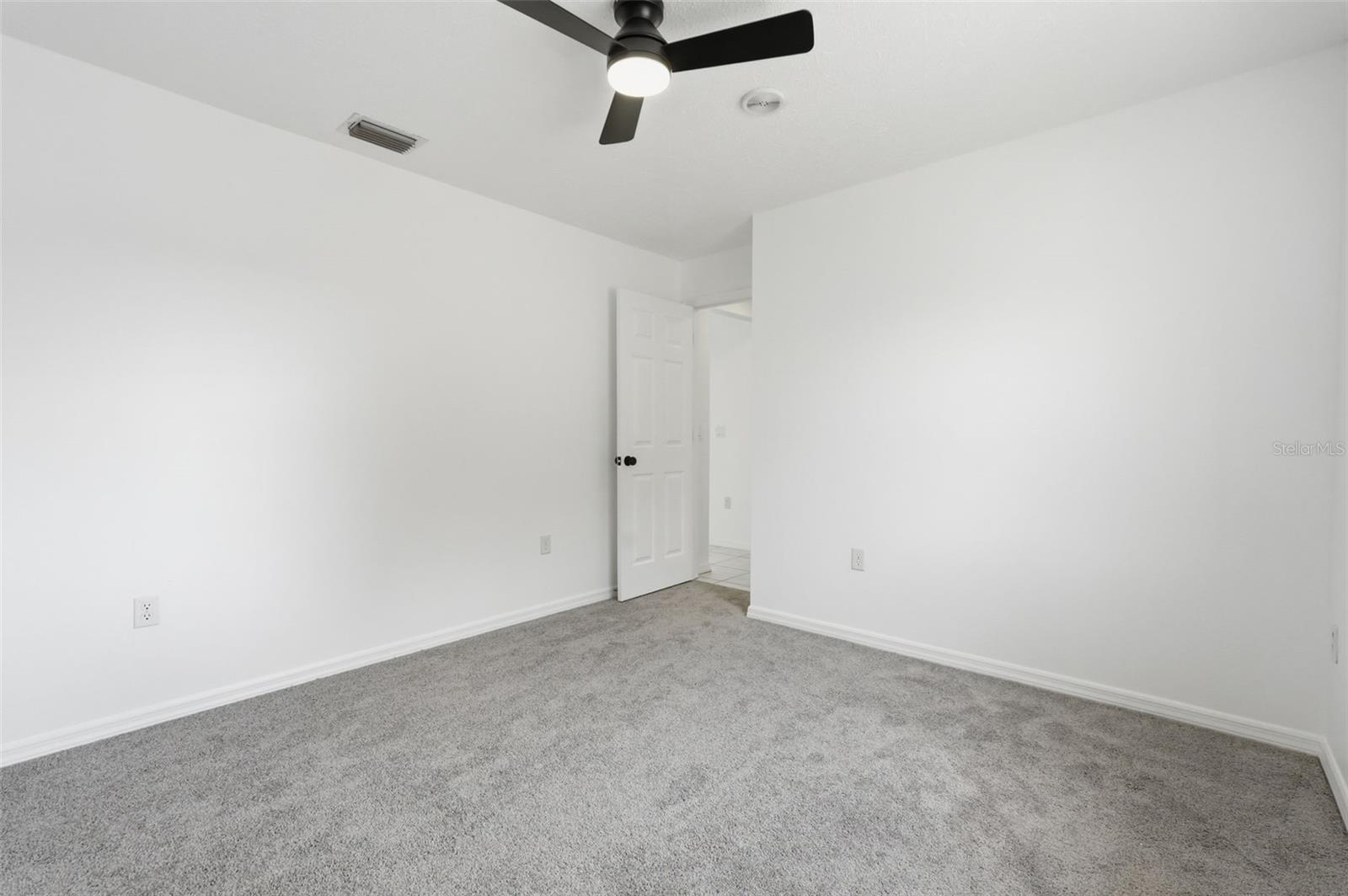 Image 24 of 36 For 10542 Bucks Run