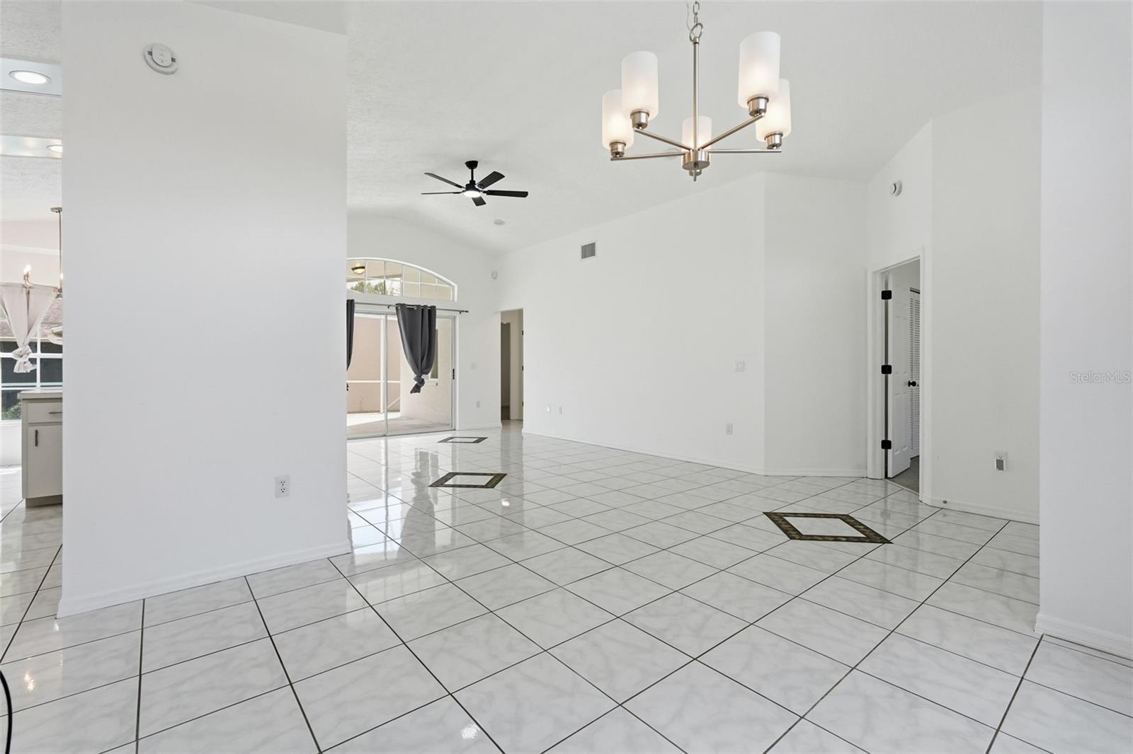 Image 5 of 36 For 10542 Bucks Run